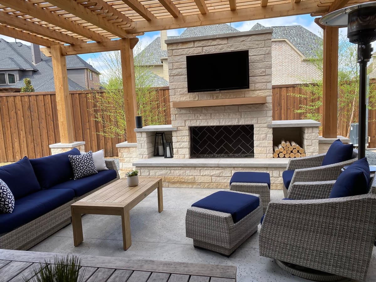Covered patio fireplace seating